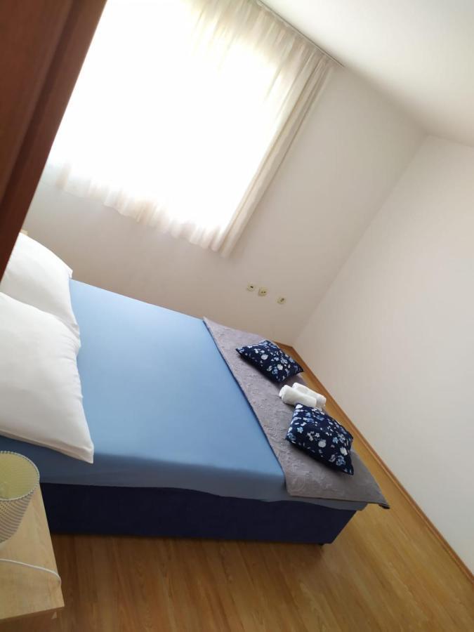 Apartments Marta Kaštel Novi Eksteriør billede