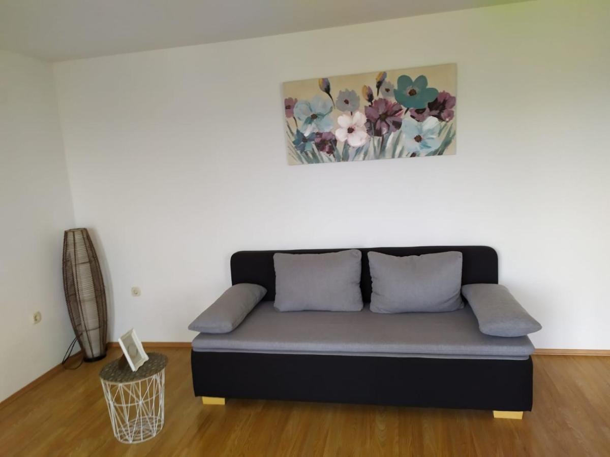 Apartments Marta Kaštel Novi Eksteriør billede