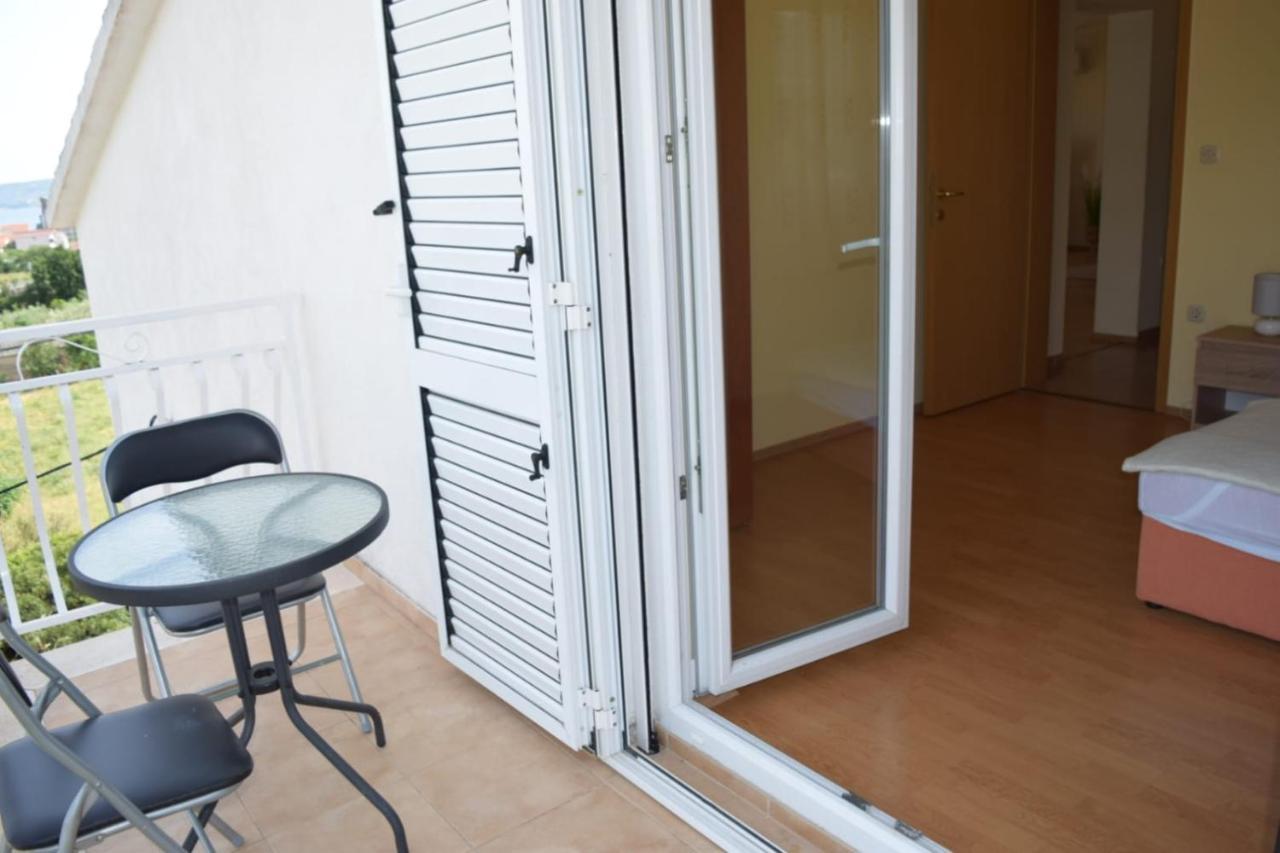 Apartments Marta Kaštel Novi Eksteriør billede
